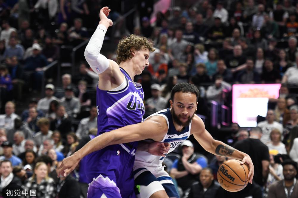 球员留下余 球员留下余