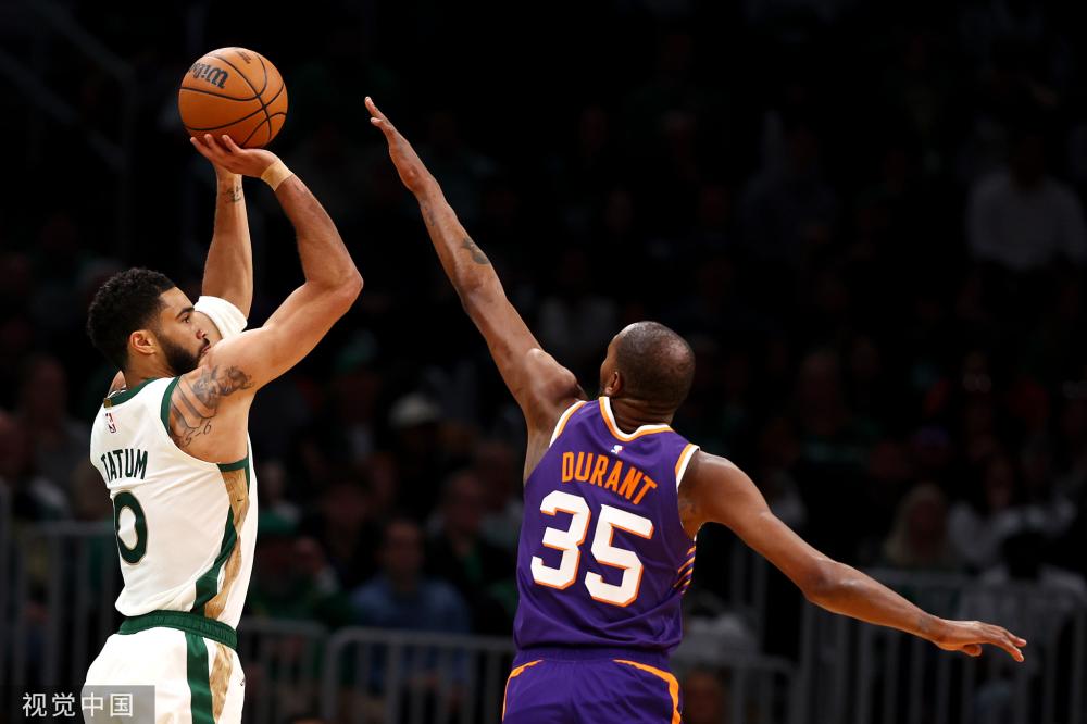 而巴黎则凭 而巴黎则凭